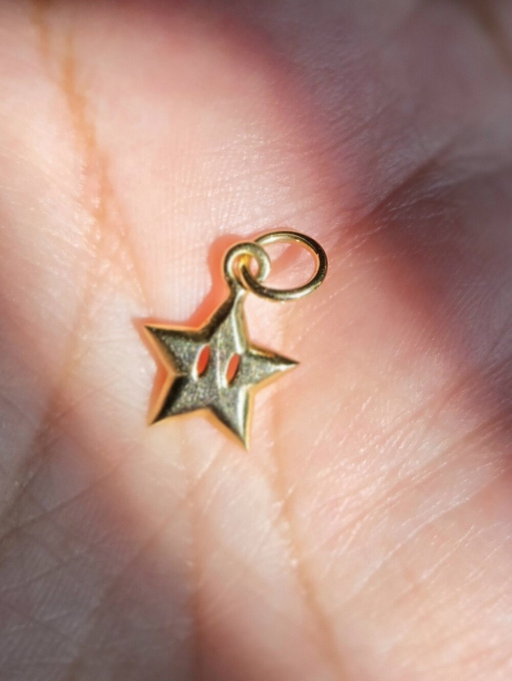 Gold Star (Super Mario) Charm